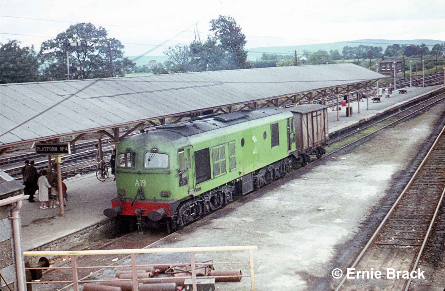 A42 - A Class Locomotive - Green - Image 16
