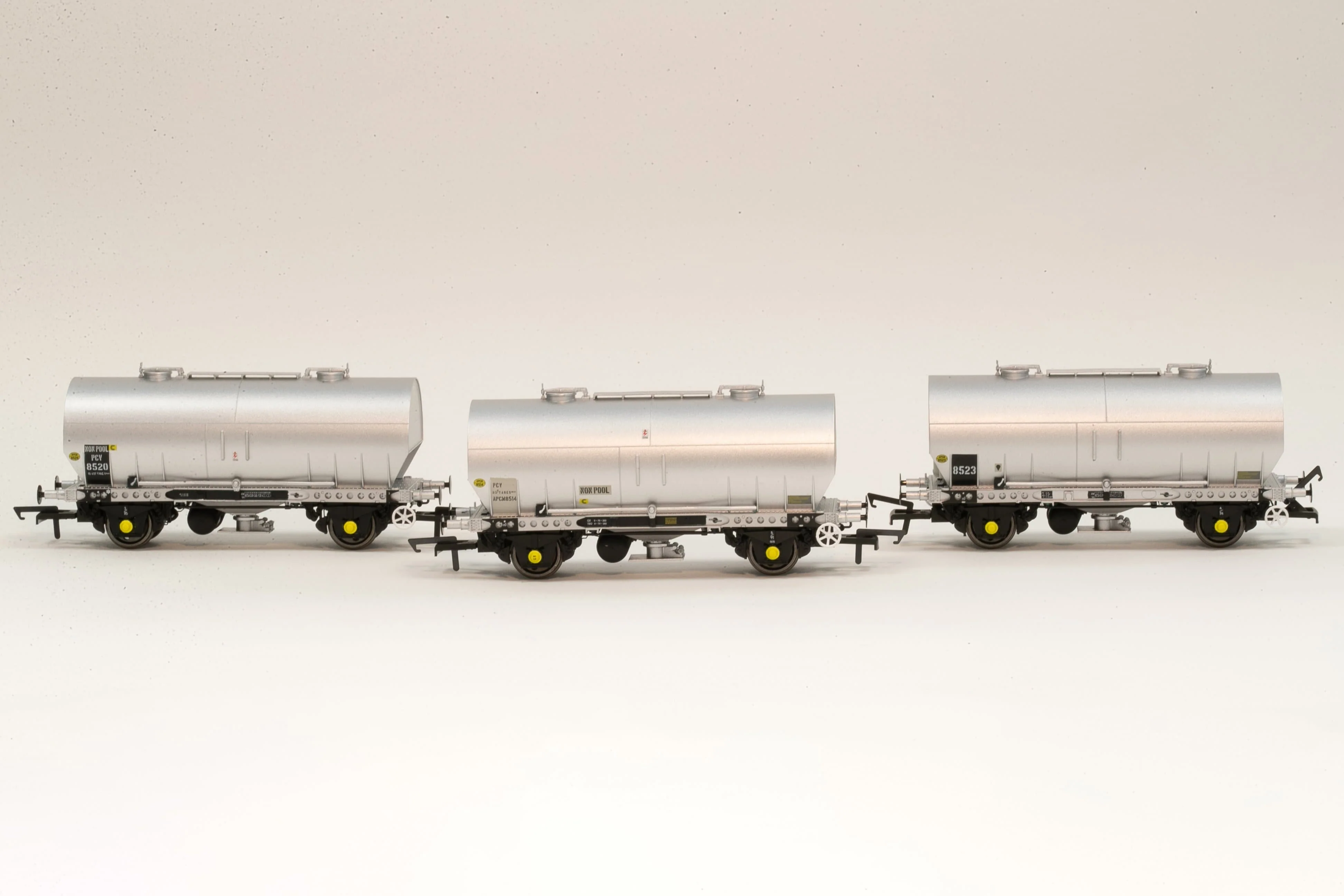 APCM Cemflo / PCV Powder Wagon - Triple Pack - APCM8514, APCM8520, APCM8523 - Image 4