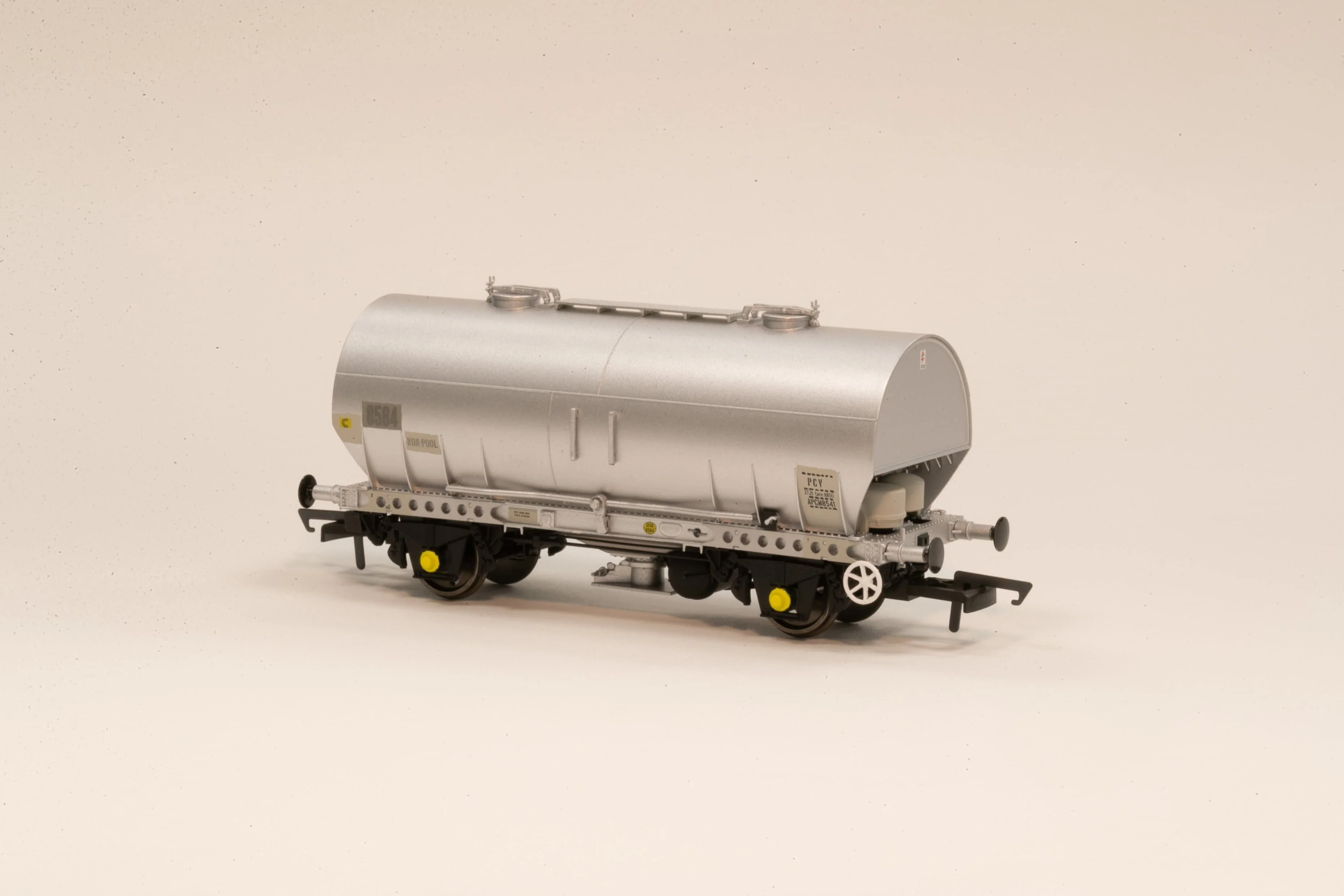 APCM Cemflo / PCV Powder Wagon - Triple Pack - APCM8575, APCM8582, APCM8584 - Image 12
