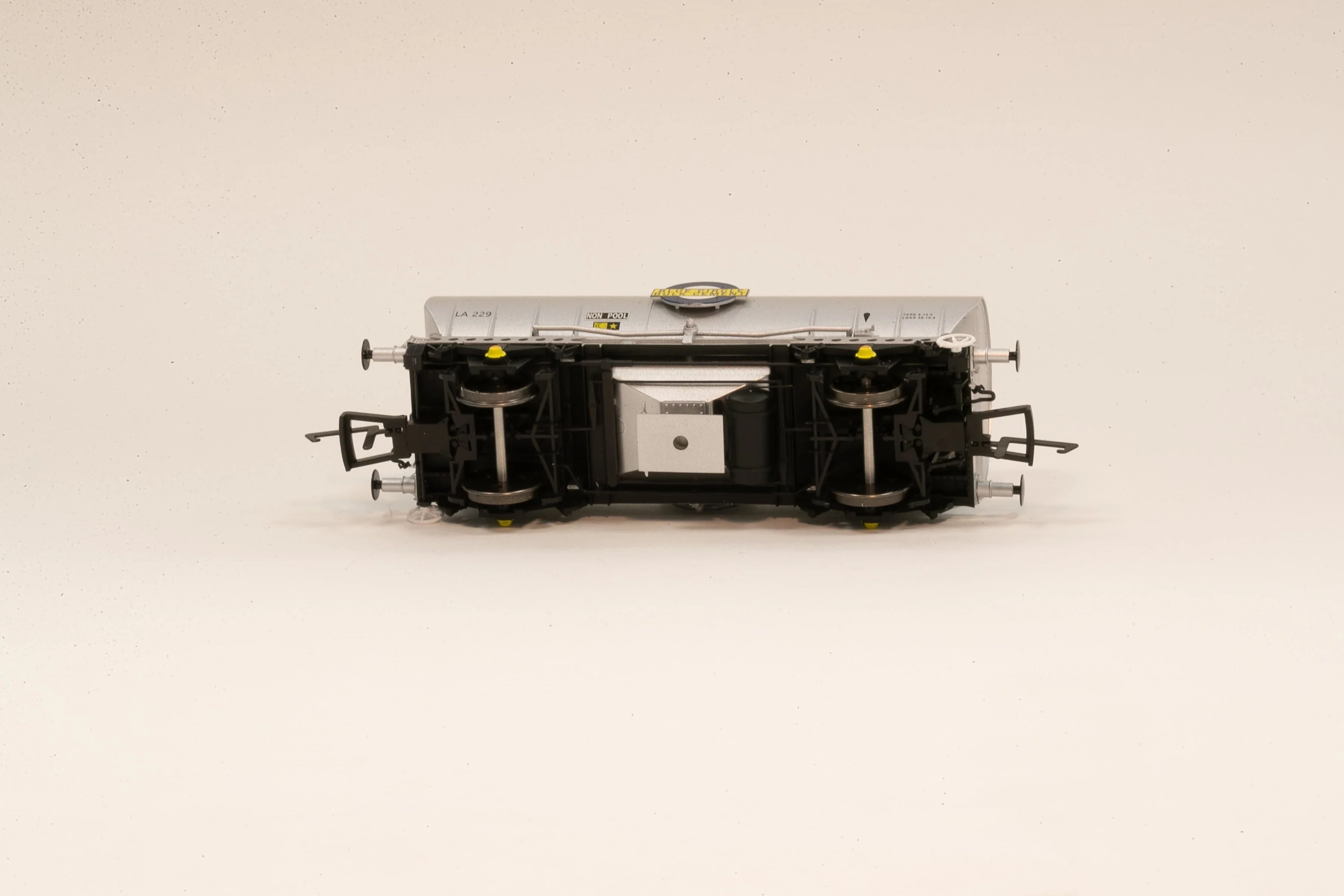APCM Cemflo / PCV Powder Wagon - Triple Pack - LA222, LA226, LA229 - PreTOPS - Image 6