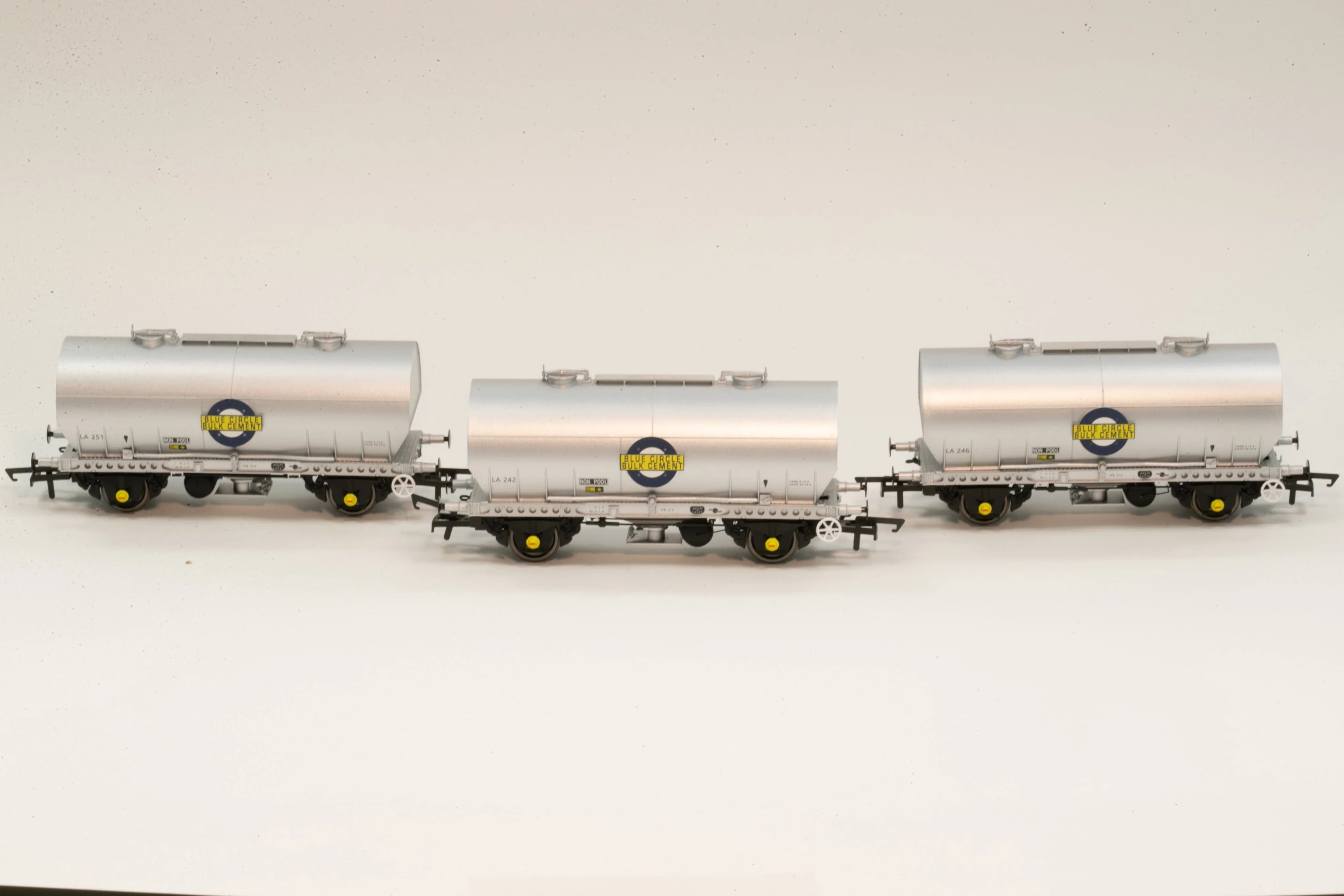 APCM Cemflo / PCV Powder Wagon - Triple Pack - LA242, LA246, LA251 - PreTOPS - Image 12