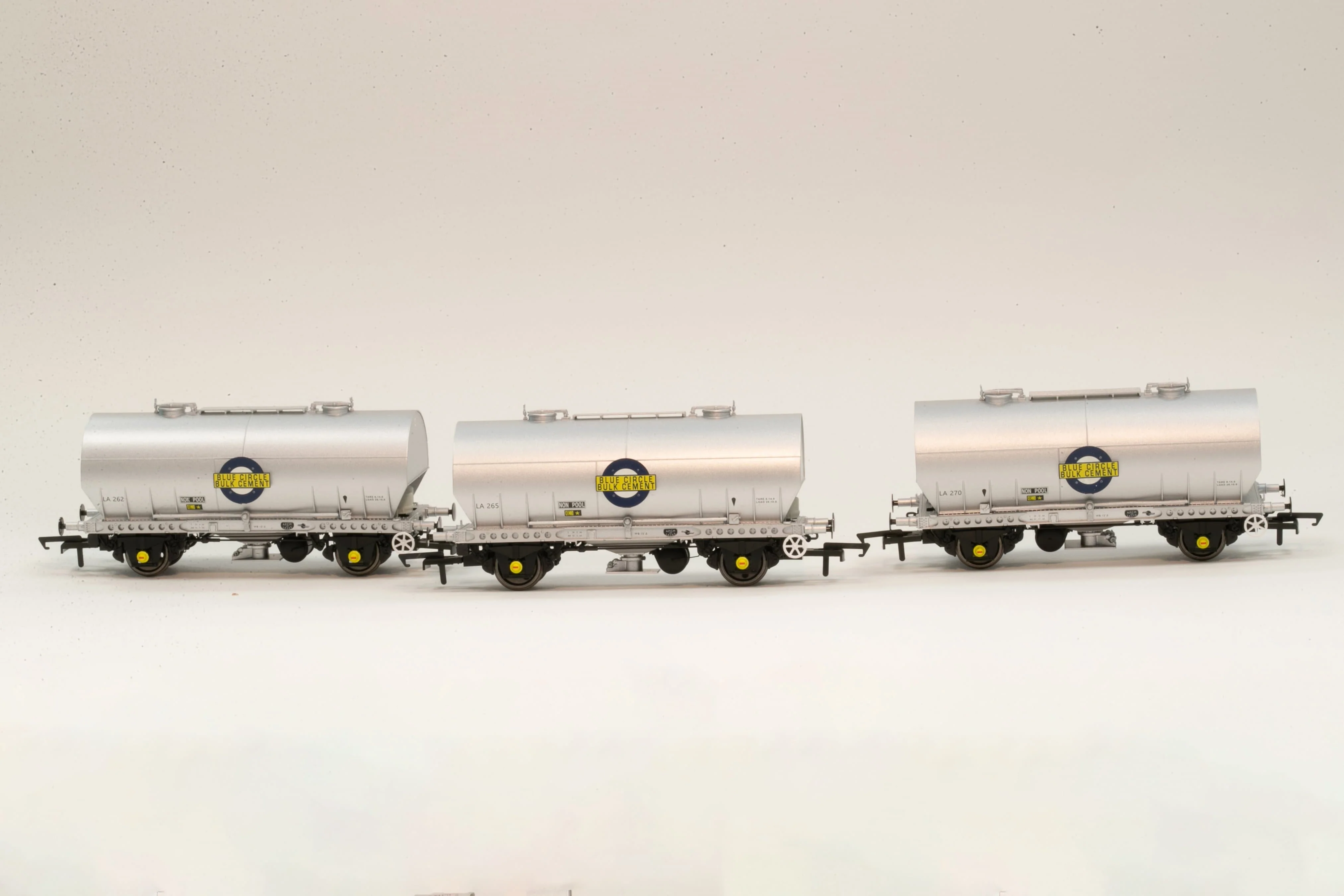 APCM Cemflo / PCV Powder Wagon - Triple Pack - LA262, LA265, LA270 - PreTOPS - Image 12