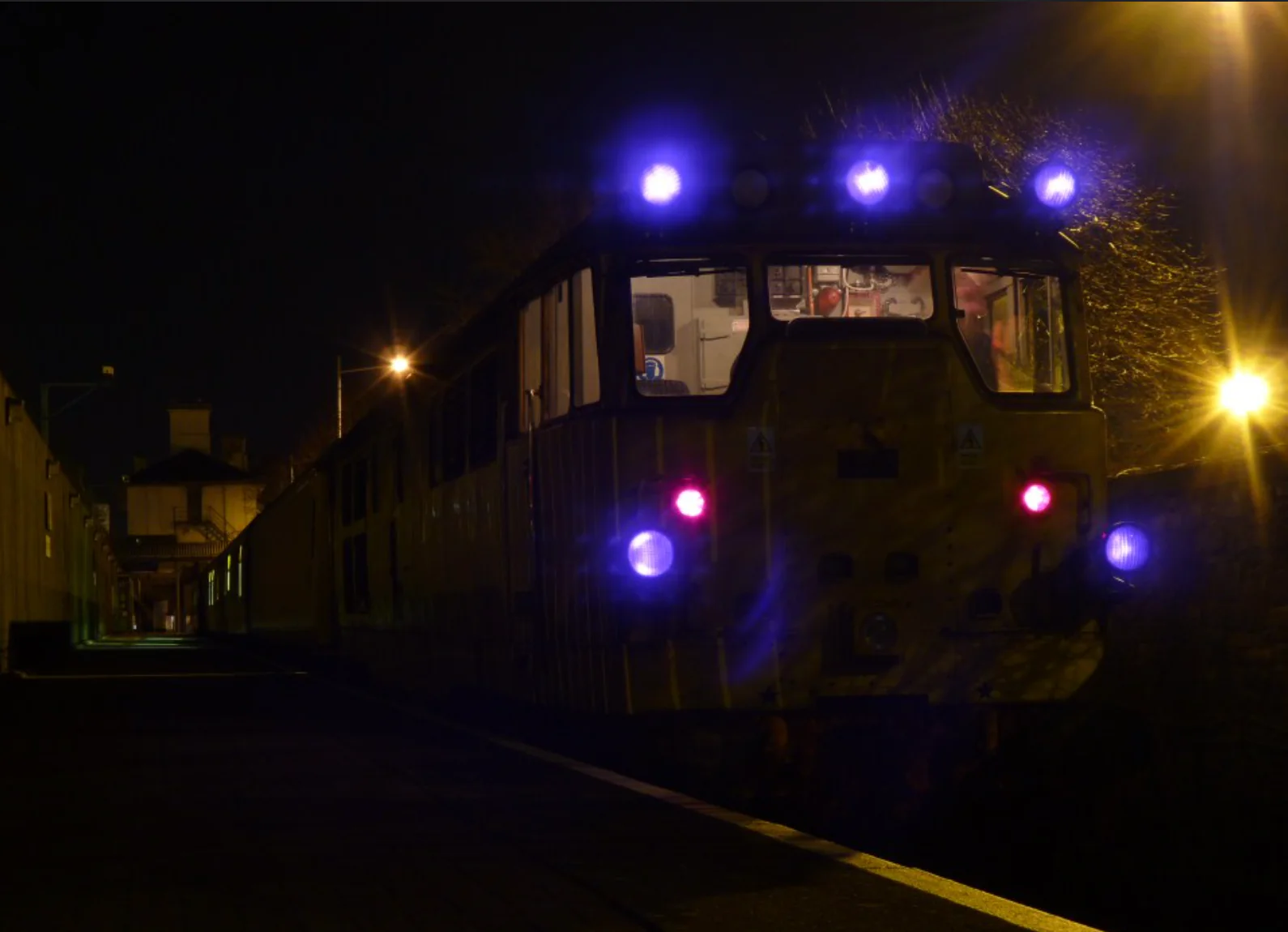 31285 - Network Rail Yellow - DCC Sound Fitted - Image 7