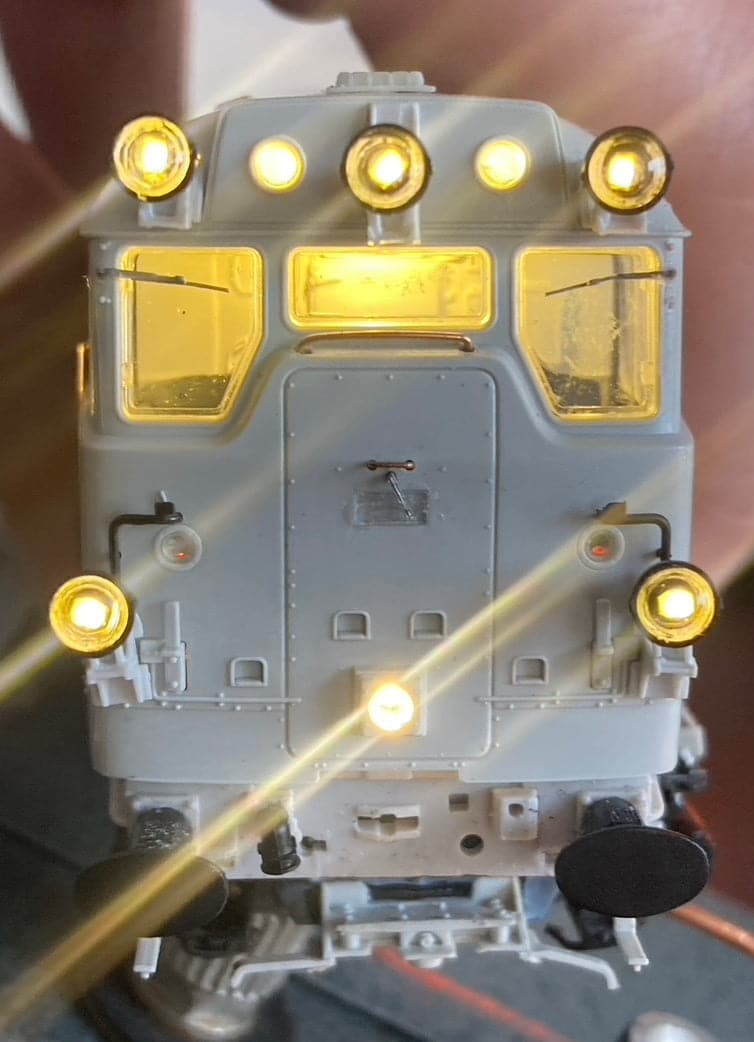 31285 - Network Rail Yellow - Exclusive - Image 4