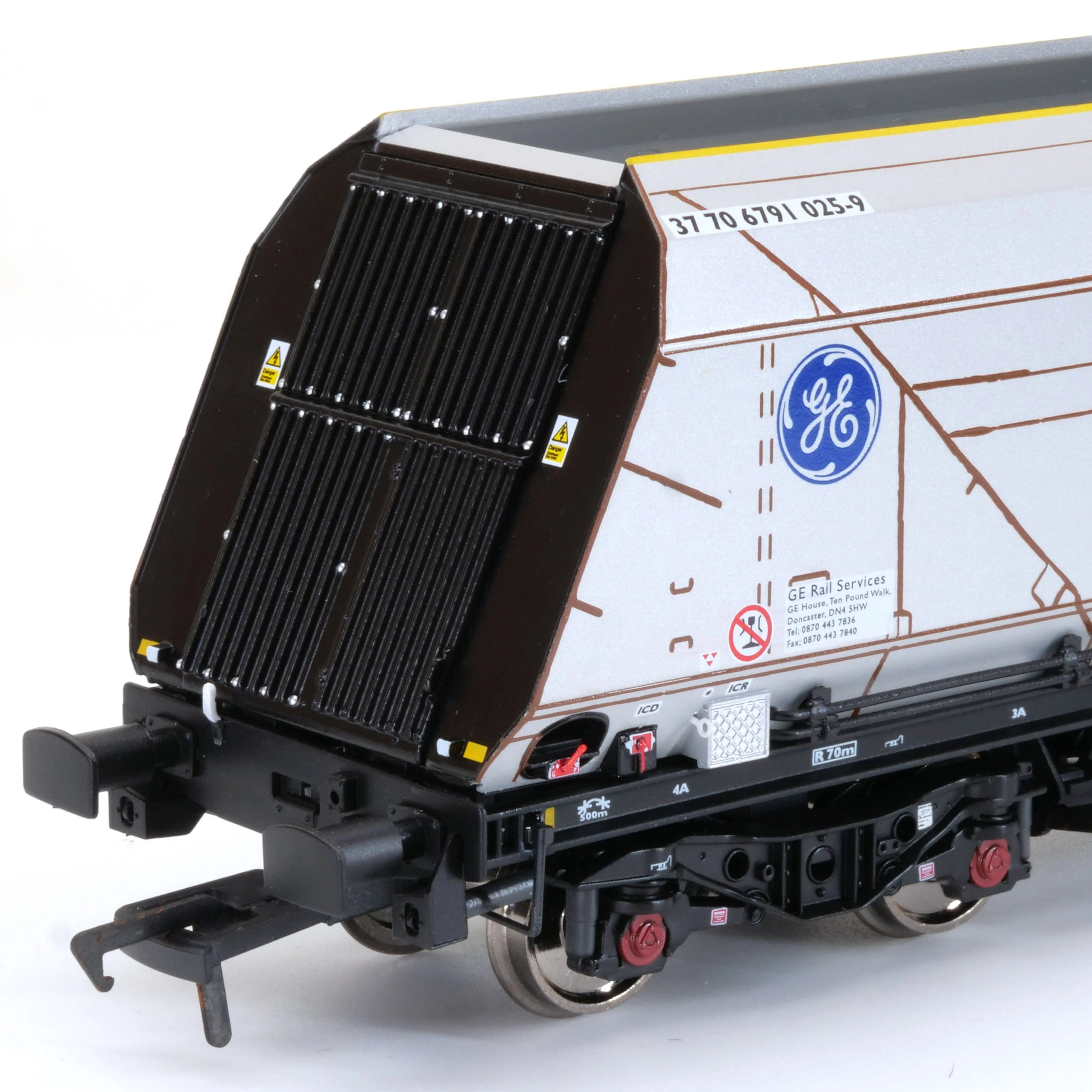 HYA Bogie Hopper Wagon - Fastline Freight / GE - Twin Pack 3 - Image 10