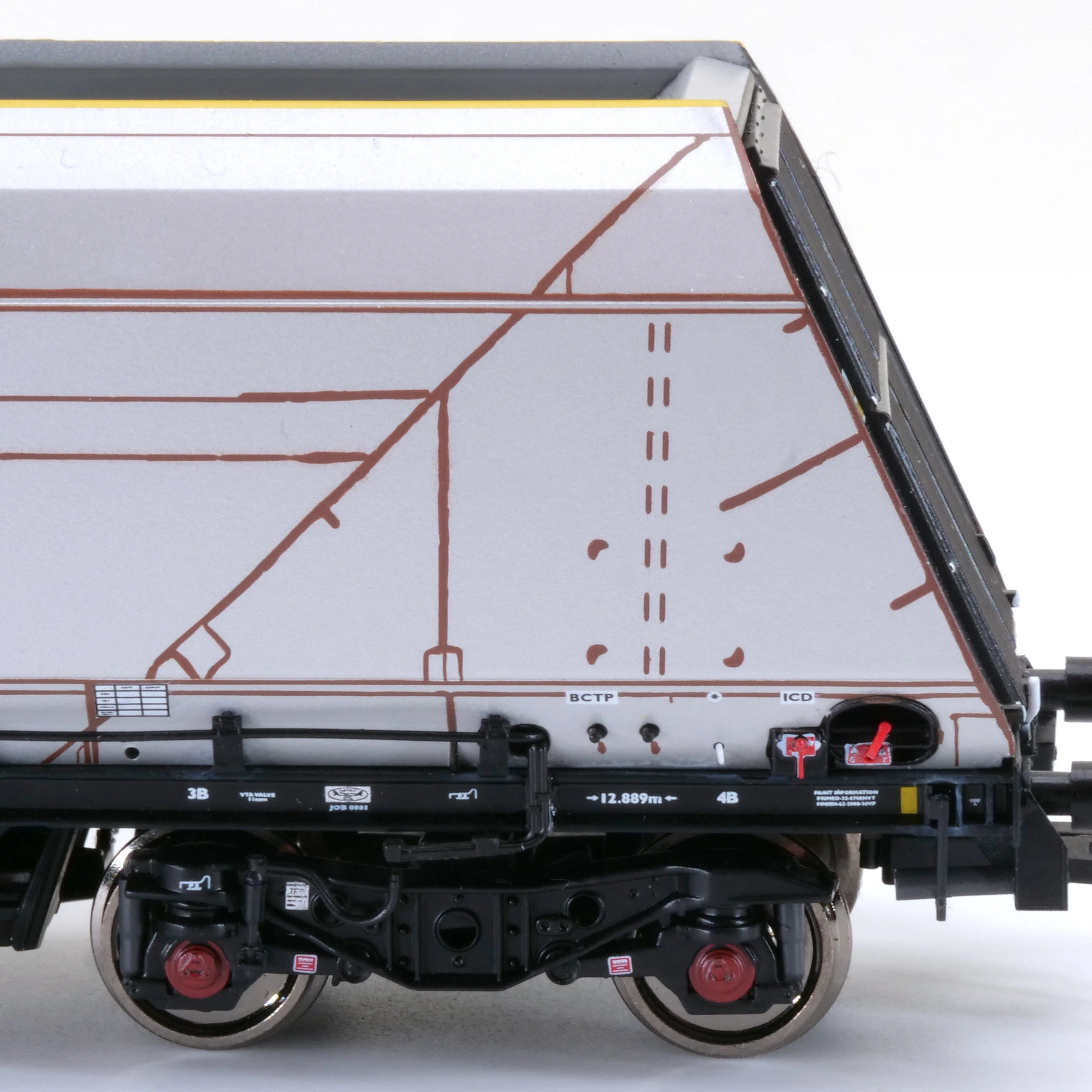 HYA Bogie Hopper Wagon - Unpainted Touax - Pack 1 - Image 10