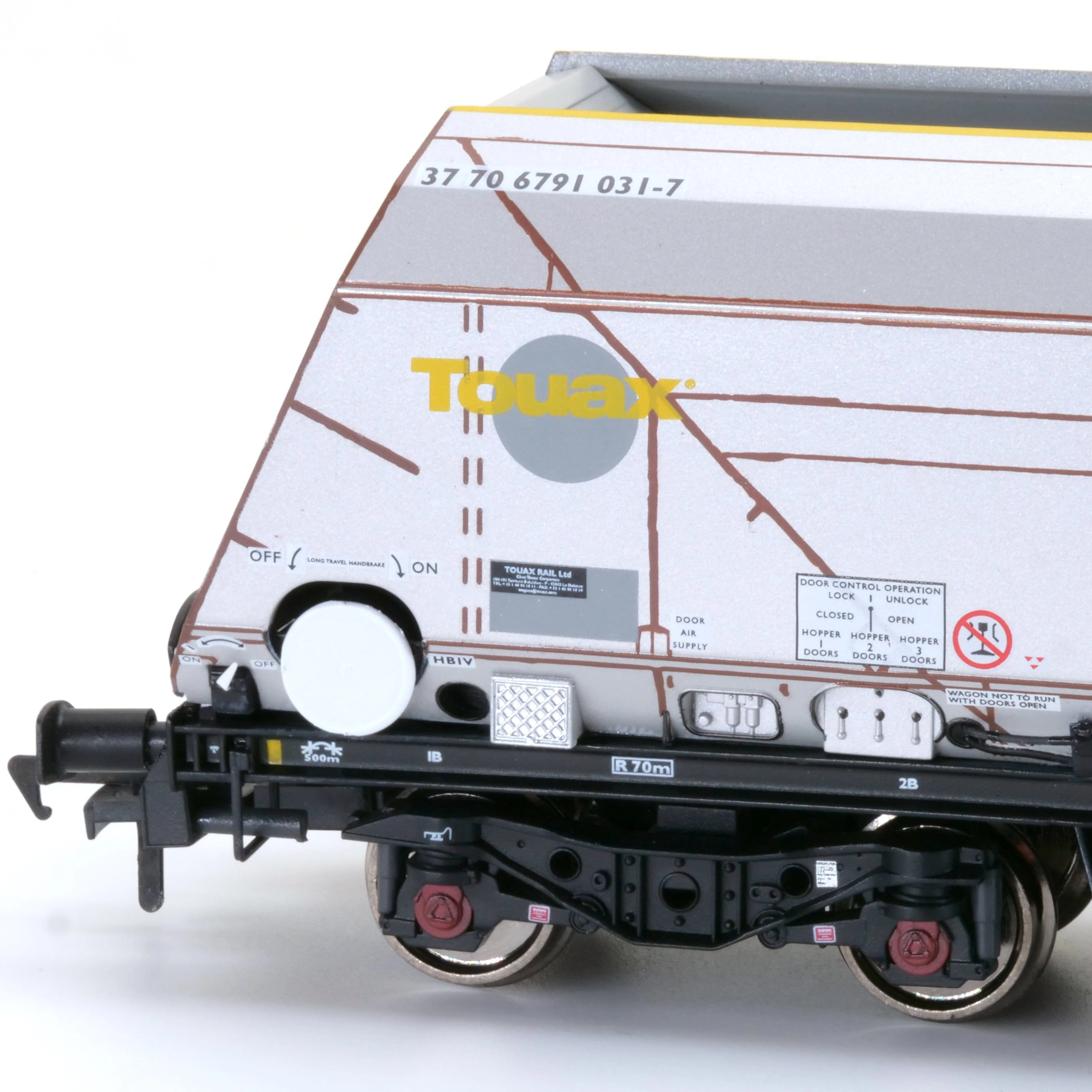 HYA Bogie Hopper Wagon - Unpainted Touax - Pack 1 - Image 7