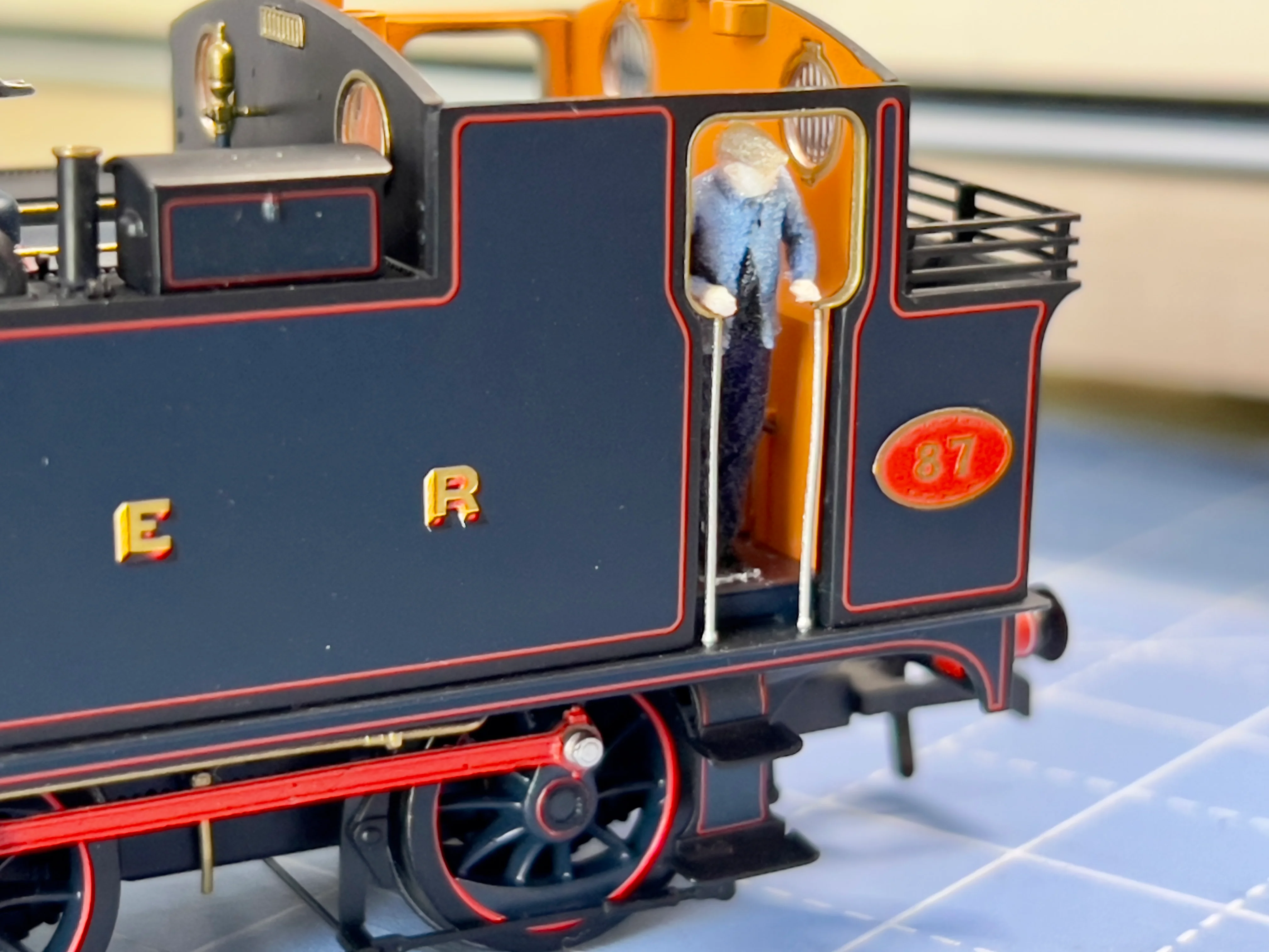 J67/68/69 Crew-Driver/Fireman- GER/LNER - Image 3